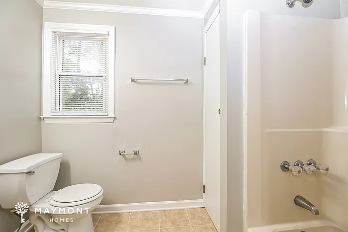 402 Roosevelt Dr — Photo 10