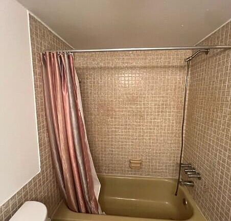5th image of 4740 NW 21ST Street #101