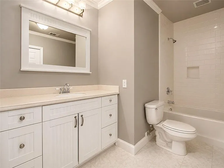 340 Nell Ct — Photo 30
