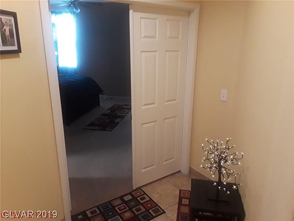 5th image of 3149 McLennan Ave