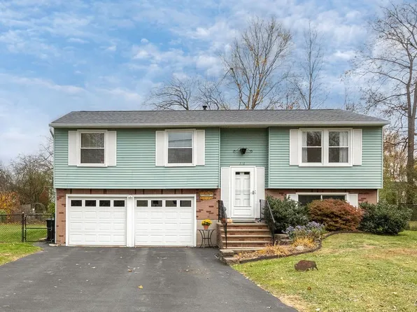 316 Longdale Dr, Liverpool, NY 13090