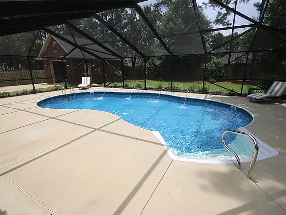 3rd image of 5929 Augustine Dr