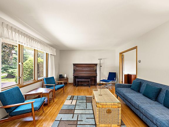 5th image of 6305 Maloney Ave