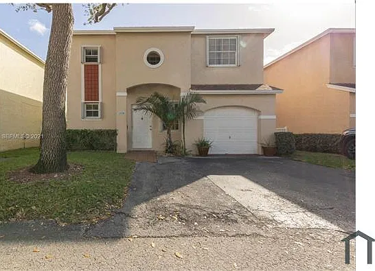 3 bed, 1456 sqft, $3,200 — Photo 2