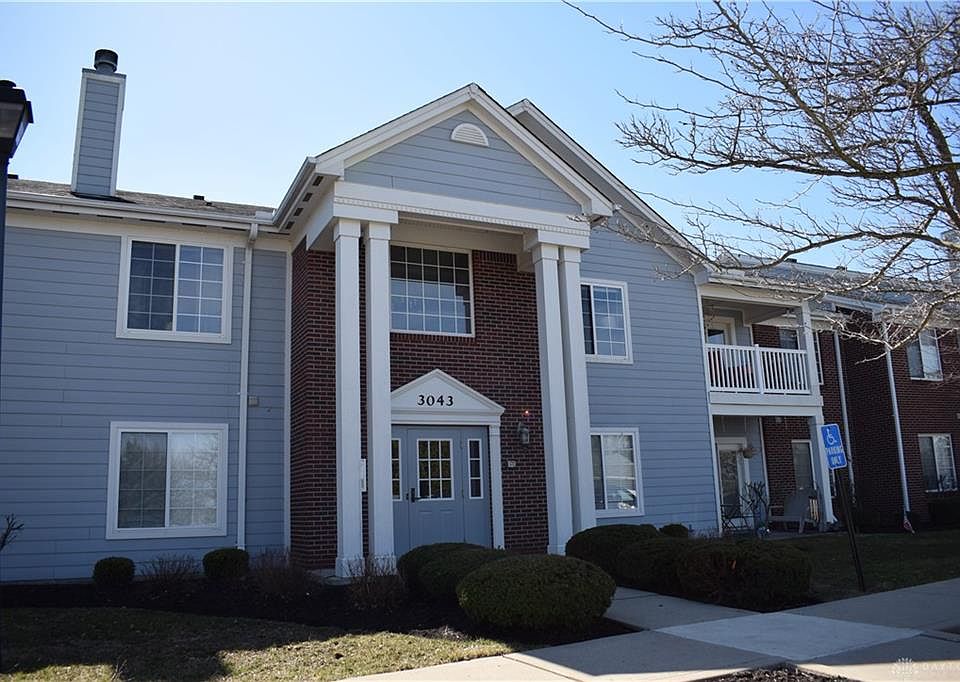 1st image of 3043 Cumberland Ln APT 208