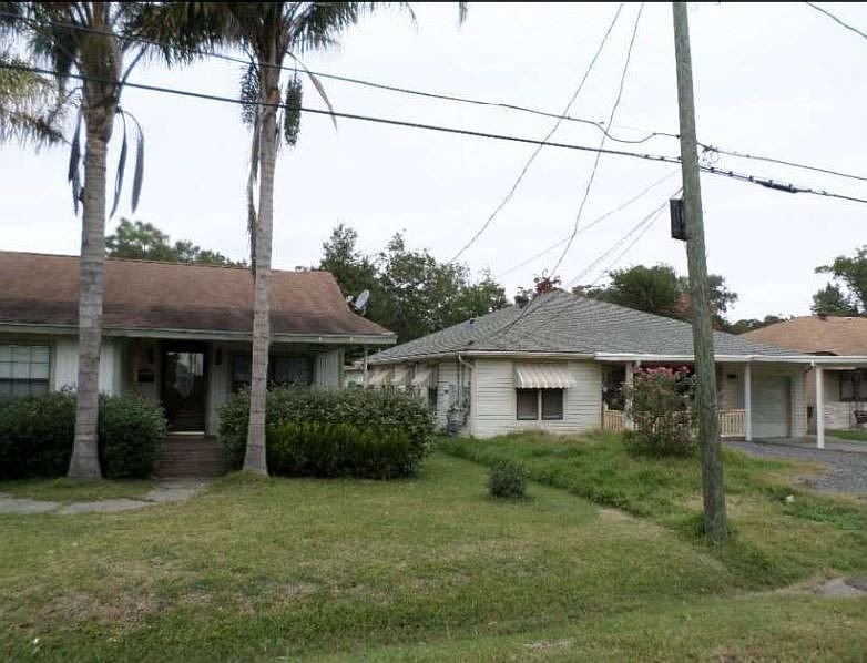 2nd image of 5229 North St