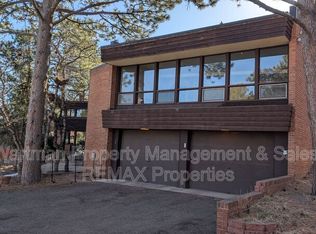 15 Upland Rd, Colorado Springs, CO 80906