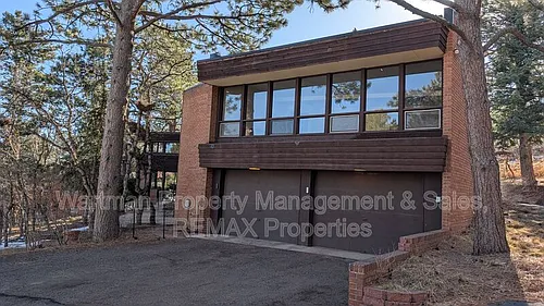 15 Upland Rd Photo 1