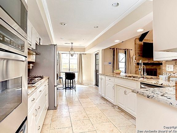 2nd image of 5403 Lancashire Dr
