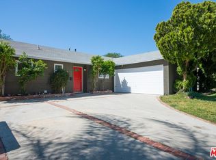 17806 Arminta St, Reseda, CA 91335