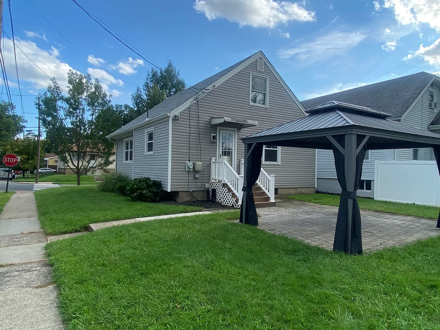 2 bed, 1140 sqft, $2,495 — Photo 3