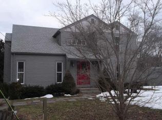 85 Sowams Rd, Barrington, RI 02806