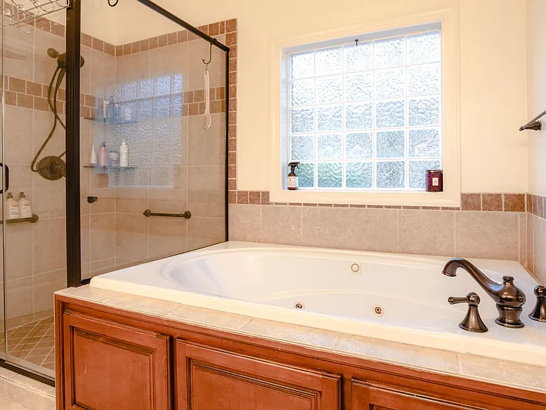 154 Solamere Ln — Photo 13