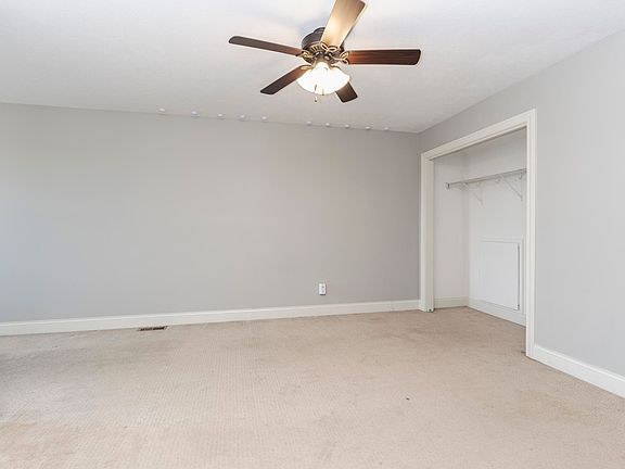 5th image of 2702 Shepard Rd