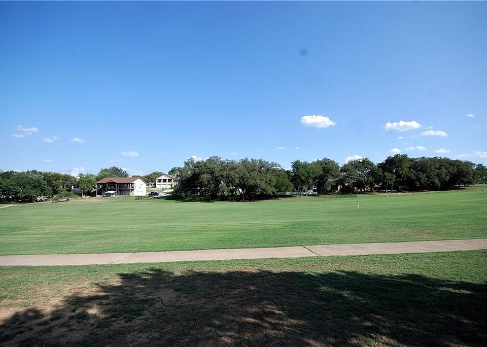1st image of 21427 Lakefront Dr