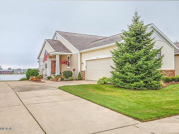 2nd image of 7513 Watermark Dr