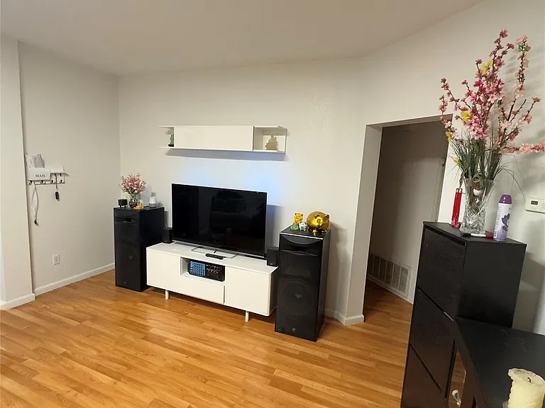 15200 Mandarin Xing — Photo 16