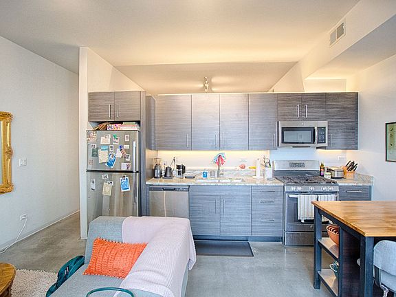 5th image of 1515 W Haddon Ave #405