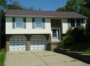 385 Sunridge Dr, Freedom, PA 15042