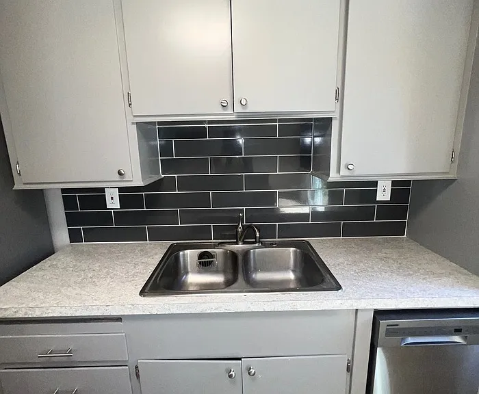 923 S Linden Park Way — Photo 3