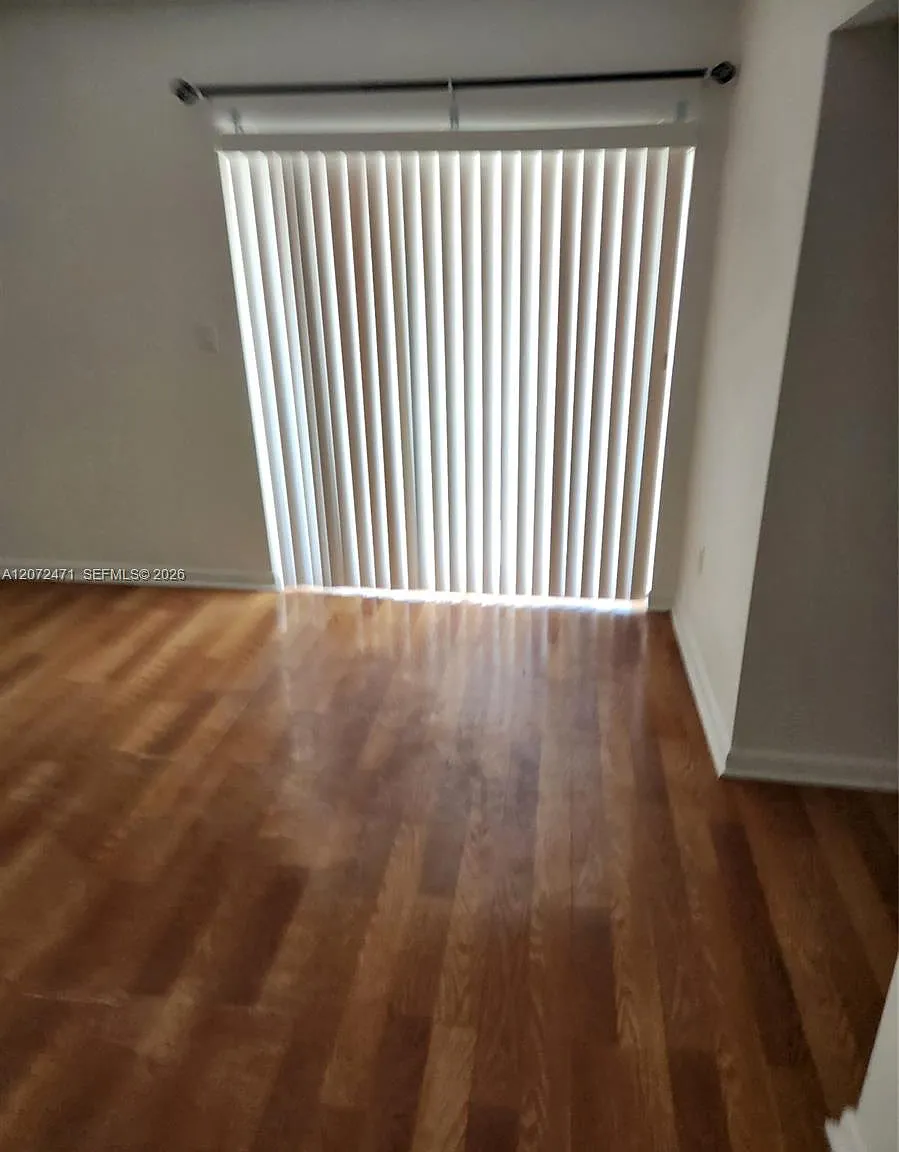 Heritage Square Condo — Photo 3