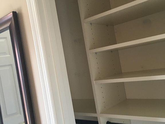 California closet room 1