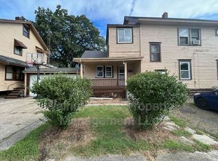 2422 Ea St, Lorain, OH