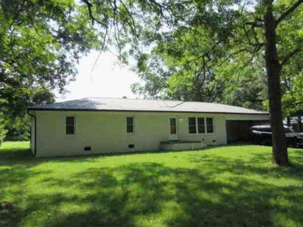 21590 Seminary St