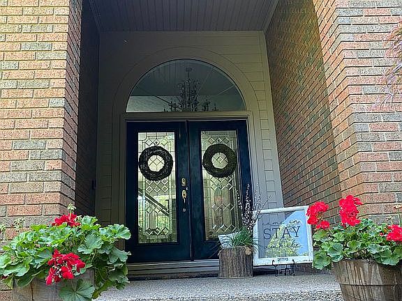 3rd image of 4637 Dun Robin Dr NE
