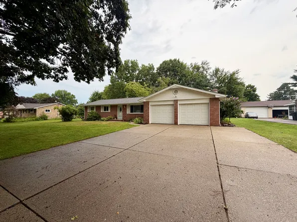 7301 Knight St NW, Massillon, OH 44646