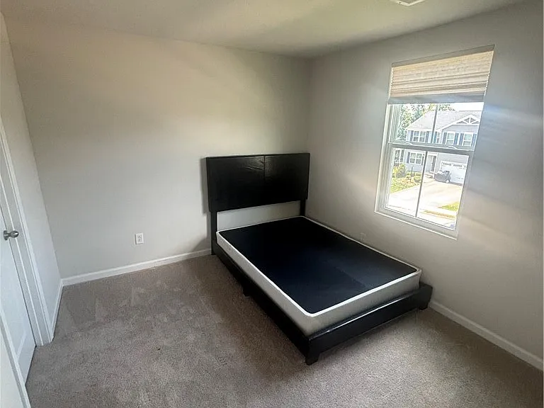 313 Ruth Ct — Photo 15