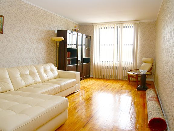 2nd image of 2675 E 7th St APT 4F