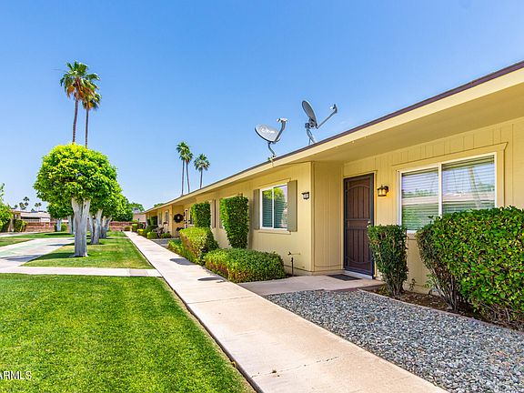 3rd image of 10909 W SANTA FE Drive