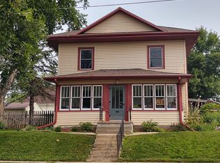 306 W 14th St, Atlantic, IA 50022