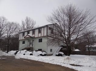 45 Merrimac St APT 3B, Woburn, MA 01801