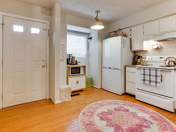2nd image of 19013 Partridge Wood Dr