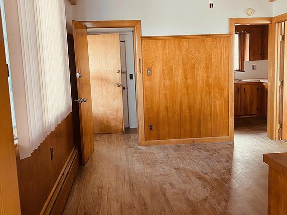 4th image of 20 Ayer St #1