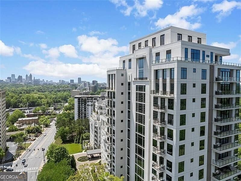 1st image of 2520 Peachtree Rd NW #1603