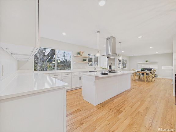 5th image of 2465 S Newberry Court