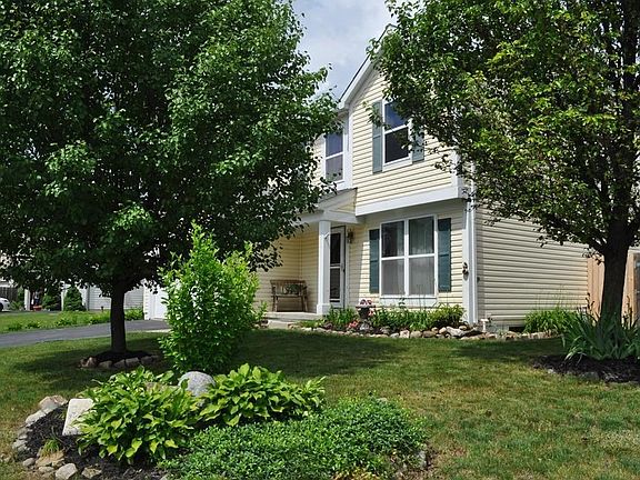 3rd image of 8300 Creekstone Ln