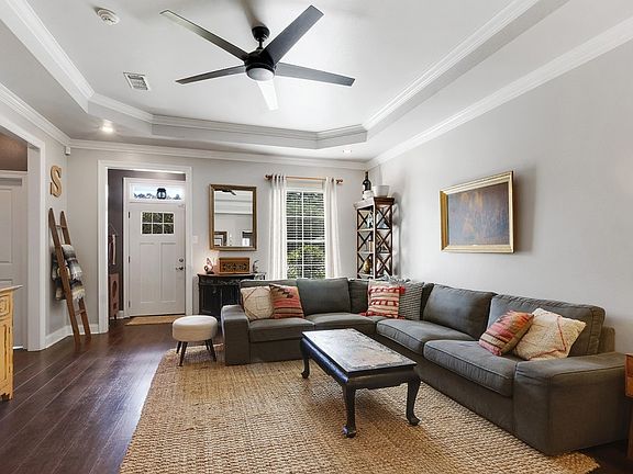 5th image of 43534 Galvez Oaks Dr