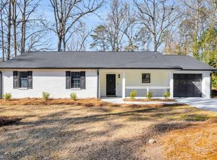 5349 Kemper Pl, Stone Mountain, GA 30088