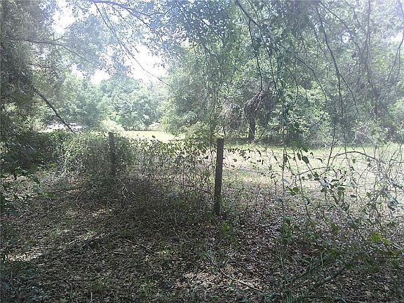 2nd image of 3860 Sunset Dr