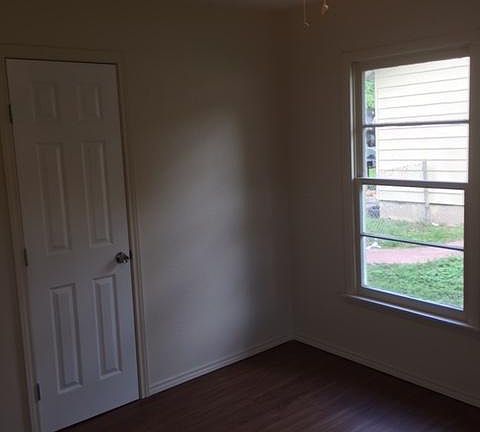 5th image of 5329 Vicki St