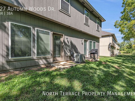 4th image of 800-834 Autumn Woods Dr #3B-2BA