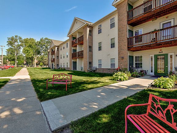 Tall Trees senior community