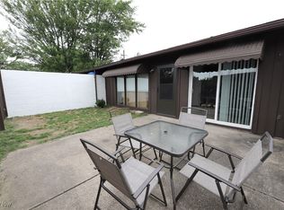 26 Greenfield Ct, Berea, OH 44017