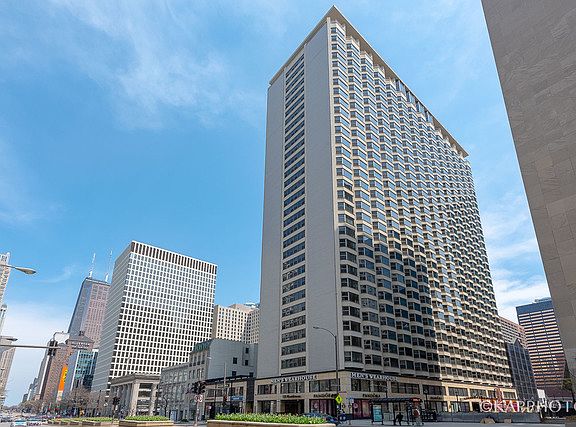 2nd image of 535 N Michigan Ave APT 401