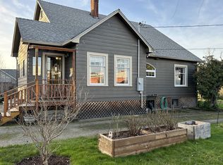 409 Quincy Ave, Cottage Grove, OR 97424