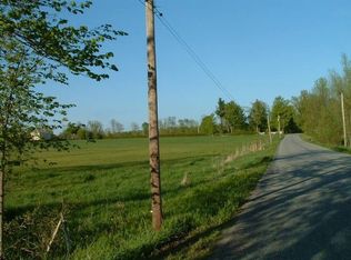 3 Quaker Rd, Grand Isle, VT 05458